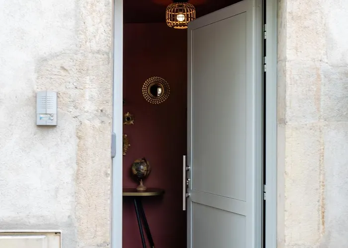 Hypercentre - Loge Comedie Дижон